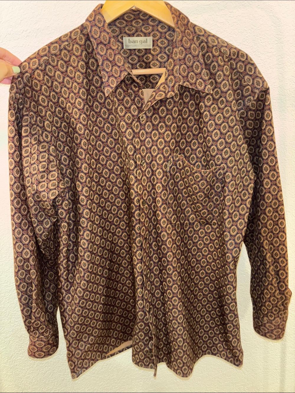 Ban Gyl Men's Brown Geometric Button-Down Shirt